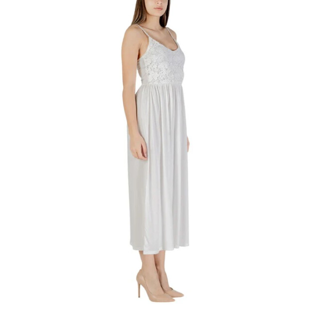 Vero Moda Dresses women dress SYNC2FASHION-2421470 large Vero Moda Dresses women dress SYNC2FASHION-2421470 large