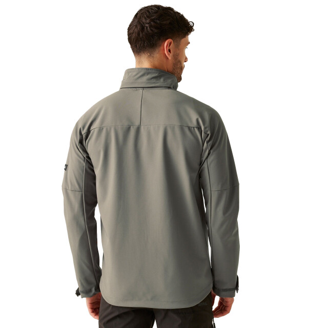 Regatta Heren arana waterdichte soft shell jas UTRG10665_treetopblack large Regatta Heren arana waterdichte soft shell jas UTRG10665_treetopblack large