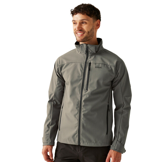 Regatta Heren arana waterdichte soft shell jas UTRG10665_treetopblack large Regatta Heren arana waterdichte soft shell jas UTRG10665_treetopblack large