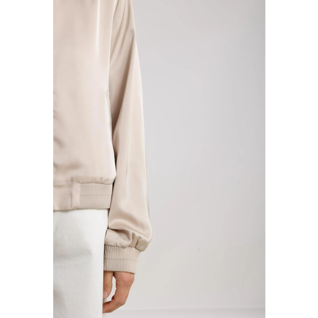 Nukus Nkf13036 9 noa bomber sand NKF13036  9 large Nukus Nkf13036 9 noa bomber sand NKF13036  9 large