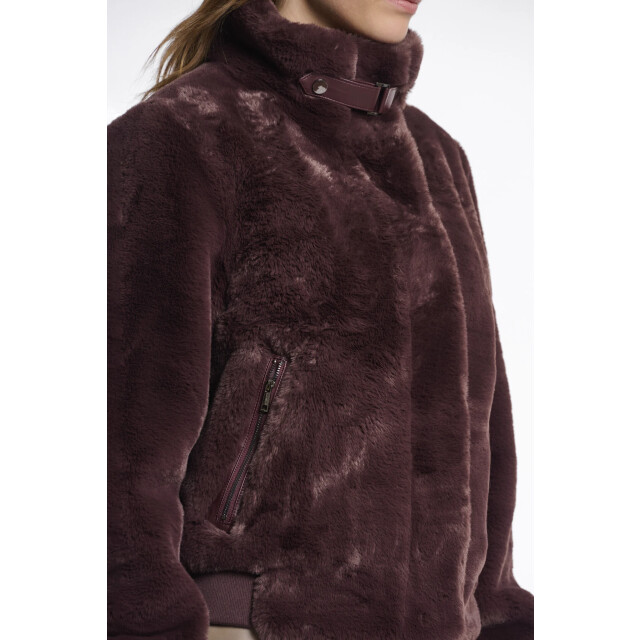 Rino & Pelle Ambra.7002511 rino en pelle short fake fur jacket chocolate bean Ambra.7002511 Chocolate bean large