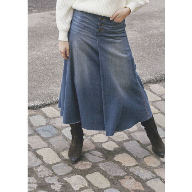 Sisters Point Rok 18397 osla-sk Sisters Point Rok 18397 OSLA-SK large