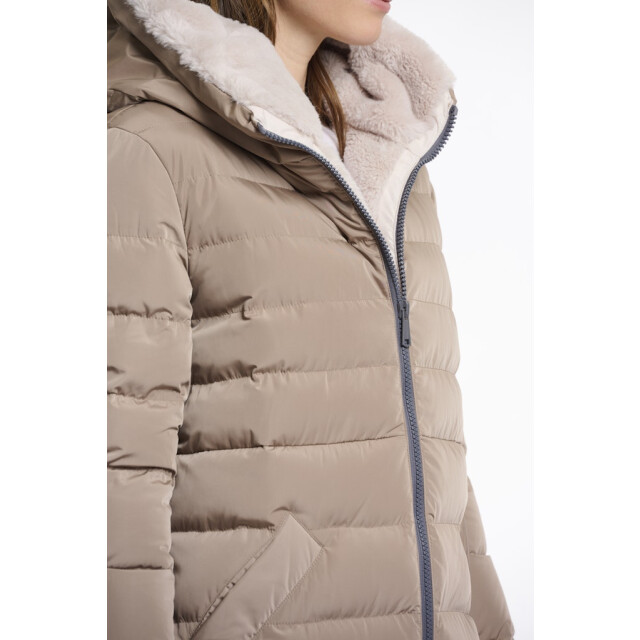 Rino & Pelle long padded hooded coat with faux fur keilafur.7002511 10920 toffee stone 06111.882.0120 large Rino & Pelle long padded hooded coat with faux fur keilafur.7002511 10920 toffee stone 06111.882.0120 large
