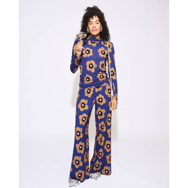 Pom Amsterdam Top lange mouw sp9253 Pom Amsterdam Top lange mouw SP9253 large