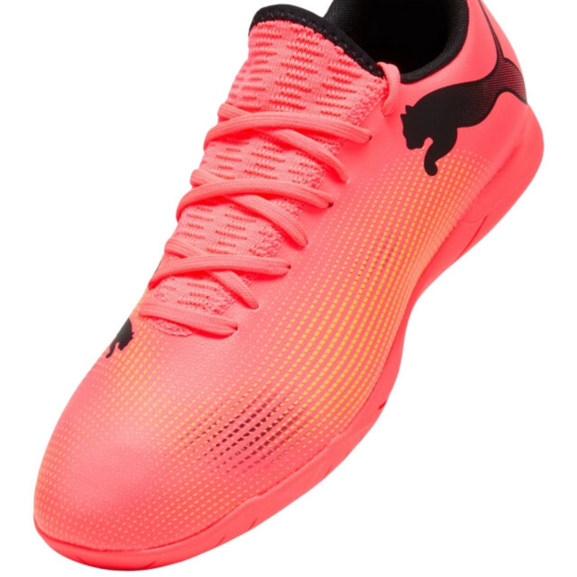 Puma Heren future 7 play voetbalschoenen UTPP6152_pink large Puma Heren future 7 play voetbalschoenen UTPP6152_pink large