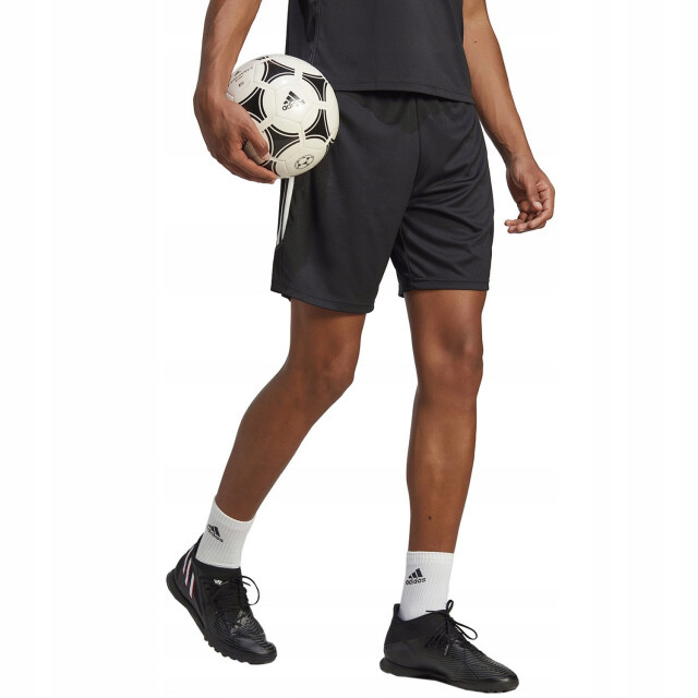 Adidas Heren tiro 23 korte broek UTPP2078_black large Adidas Heren tiro 23 korte broek UTPP2078_black large