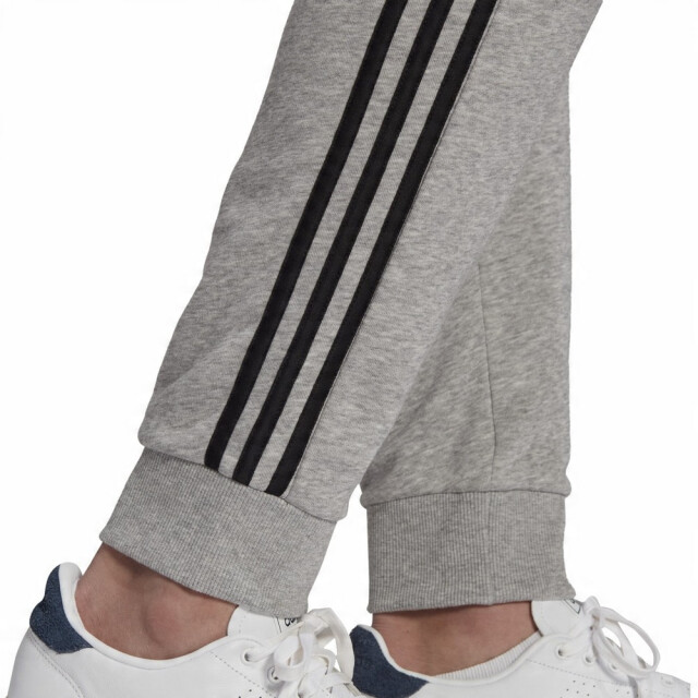 Adidas Heren essentials fleece 3 strepen tapered leg joggingbroek UTPP2007_grey large