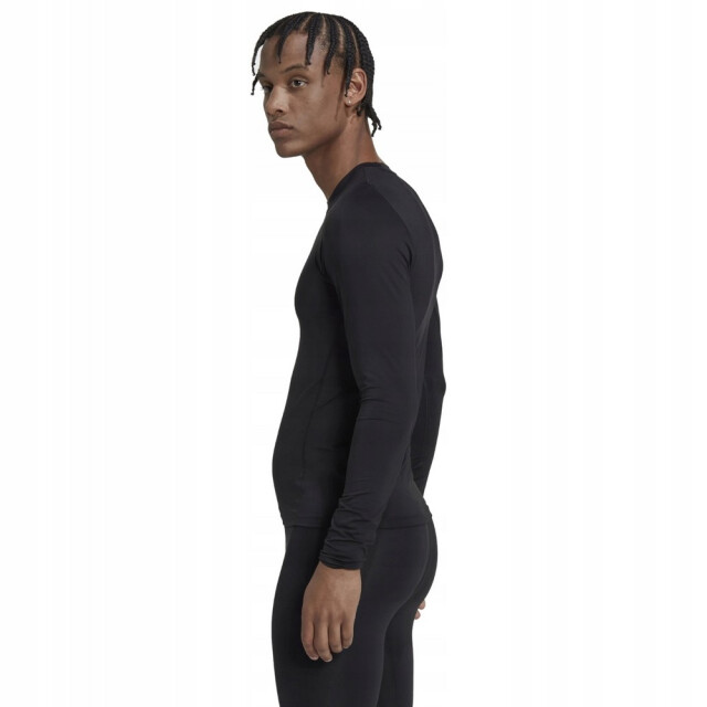 Adidas Heren techfit trainings-t-shirt met lange mouwen UTPP2017_black large Adidas Heren techfit trainings-t-shirt met lange mouwen UTPP2017_black large
