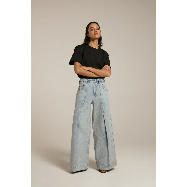 Homage to Denim H-cw25m52 wide leg jeans with pleat detail H-CW25M52 Wide Leg Jeans With Pleat Detail large Homage to Denim H-cw25m52 wide leg jeans with pleat detail H-CW25M52 Wide Leg Jeans With Pleat Detail large
