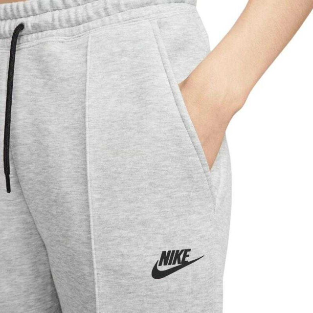 Nike Dames fleece tech sport joggingbroek UTPP4849_greysilver large Nike Dames fleece tech sport joggingbroek UTPP4849_greysilver large