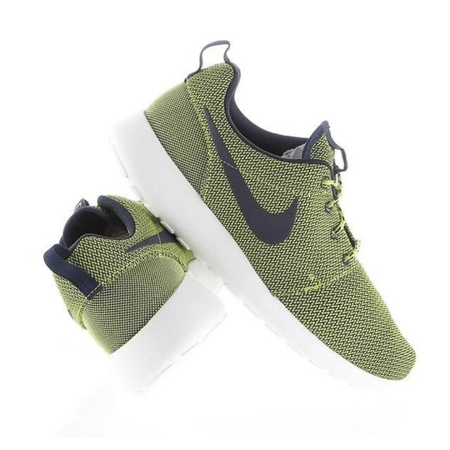 Nike Dames rosherun trainers UTPP1933_green large