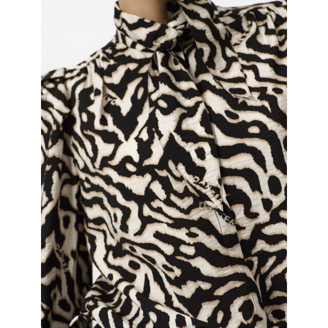 Dante 6 D6 cheska printed pussy bow blouse D6 Cheska Printed Pussy Bow Blouse/9950 Black Cream large