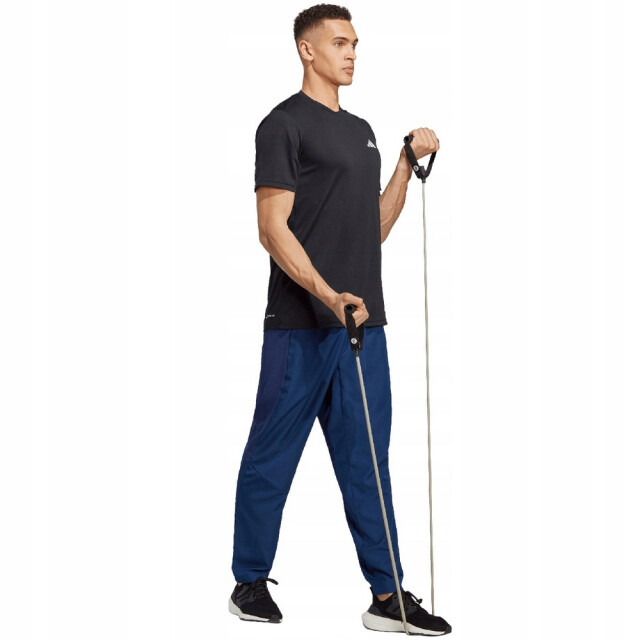 Adidas Heren train essentials training t-shirt UTPP3654_black large