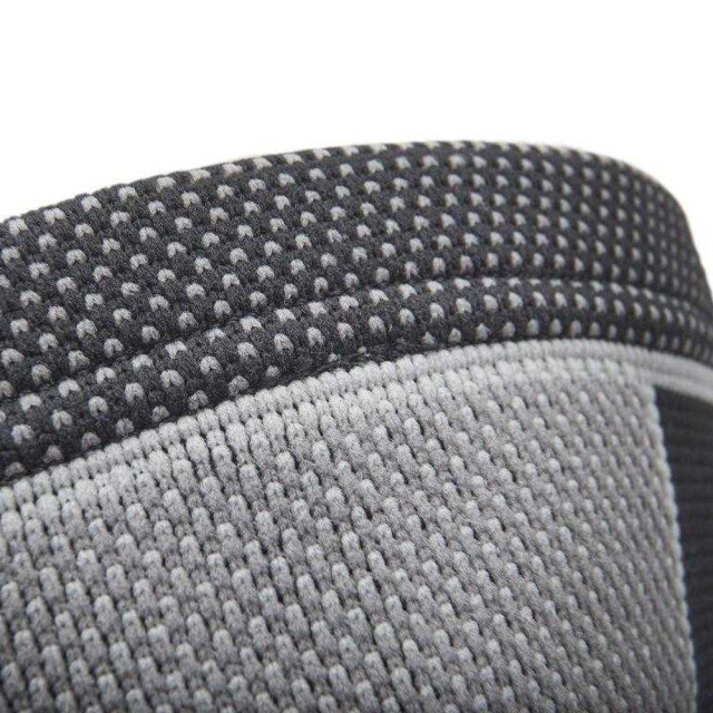 Adidas Flexibele kniebeschermer UTPP5875_black large