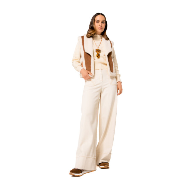 Caroline Biss 4215 93 06721.180.0002 large Caroline Biss 4215 93 06721.180.0002 large