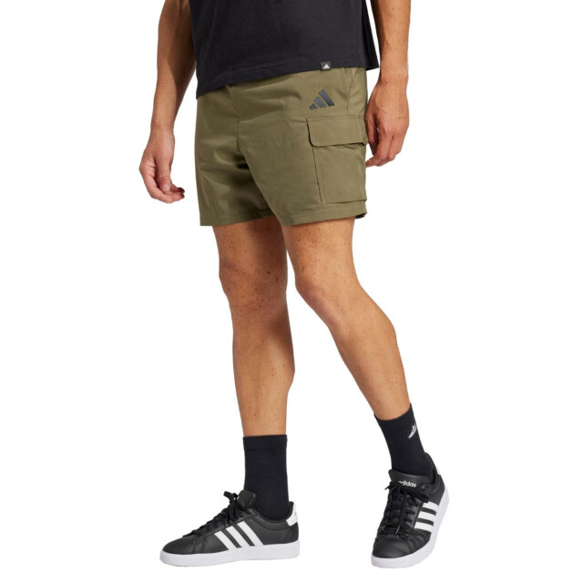 Adidas Heren essentials chelsea cargo shorts met klein logo UTPP5189_green large Adidas Heren essentials chelsea cargo shorts met klein logo UTPP5189_green large