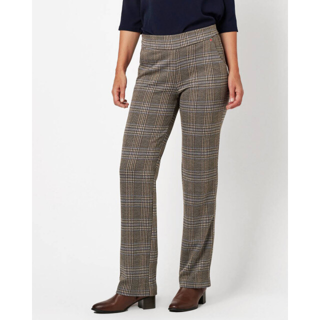 Toni Broek 64-09/2243-27 Relaxed by Toni Broek 64-09/2243-27 large