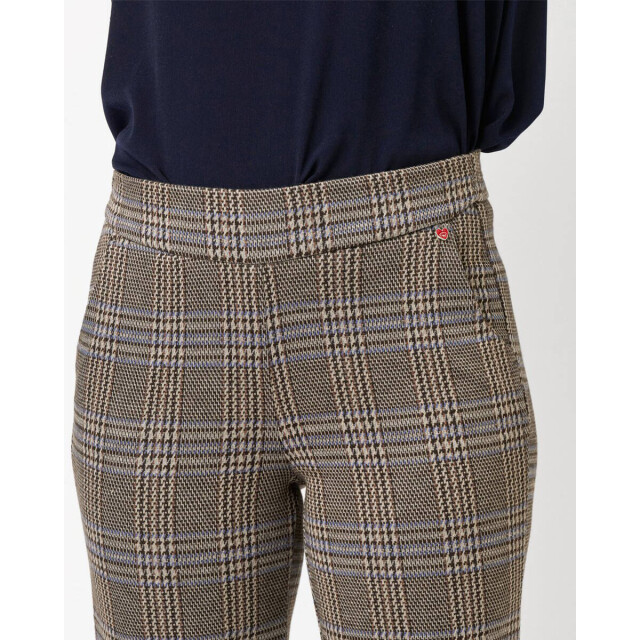 Toni Broek 64-09/2243-27 Relaxed by Toni Broek 64-09/2243-27 large