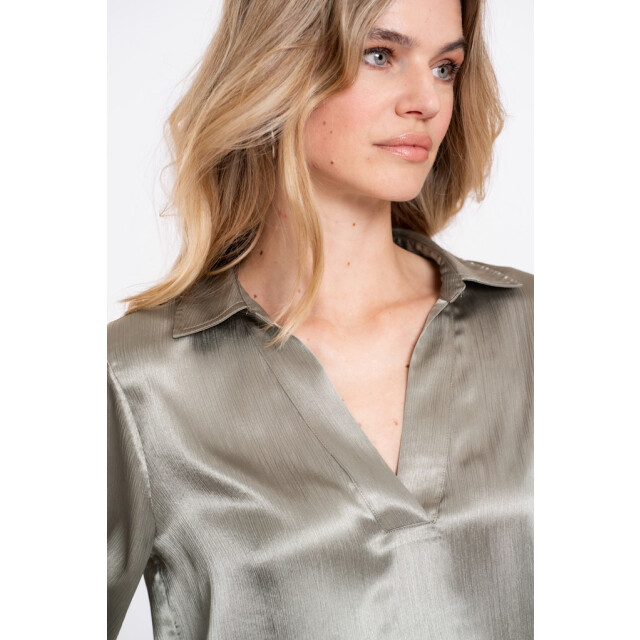 Geisha Satin blouse dessin 4309.29.0001 large