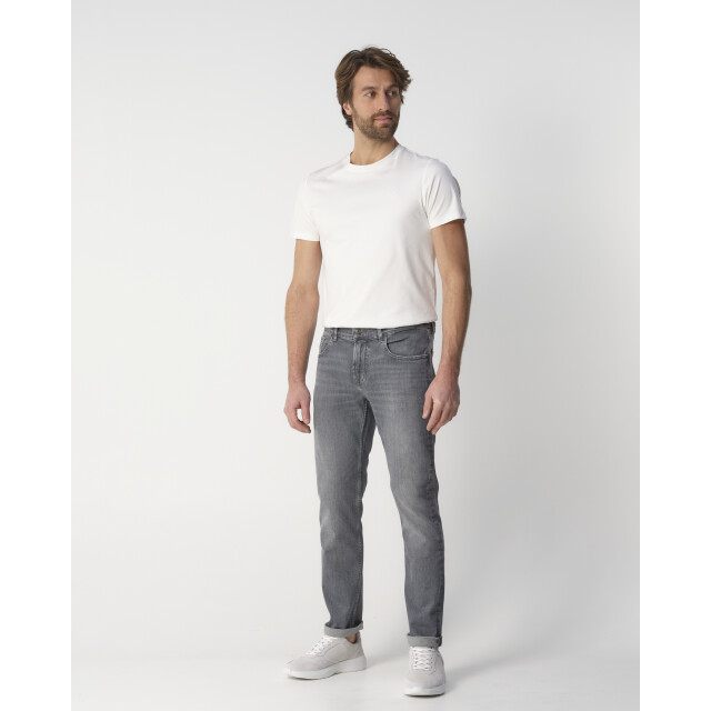 7 For All Mankind Jeans 100002-001-36 large 7 For All Mankind Jeans 100002-001-36 large