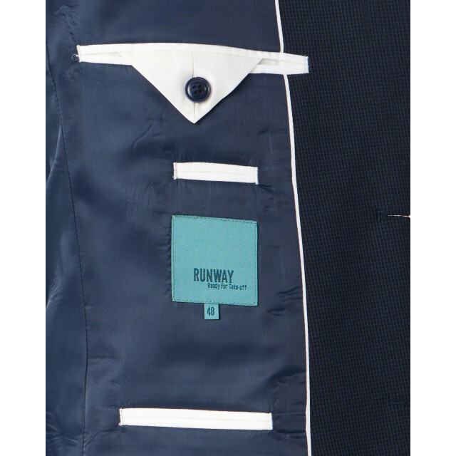 Runway Runway romeo colbert 099566-001-56 large