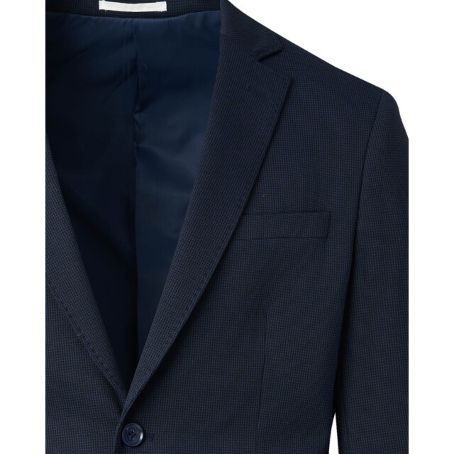 Runway Runway romeo colbert 099566-001-56 large