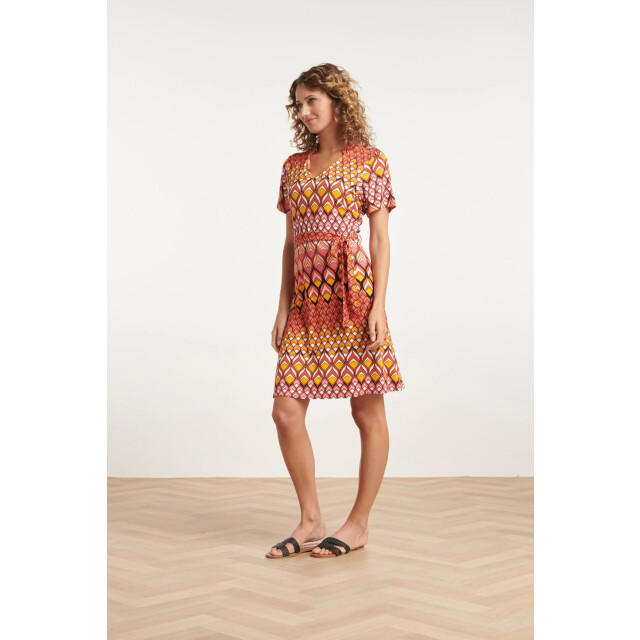 Smashed Lemon 24153 zomerjurk met retro grafische print | 24153-998-XL large Smashed Lemon 24153 zomerjurk met retro grafische print | 24153-998-XL large
