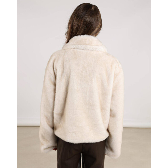 Nukus Jasje nkf13077 pleun Nukus Jasje NKF13077 PLEUN large