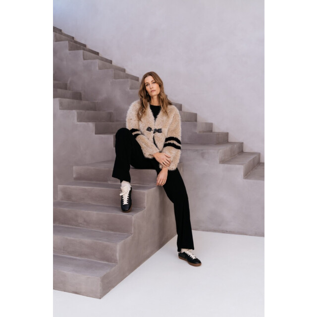 Maicazz Pella jacket- pella cream large