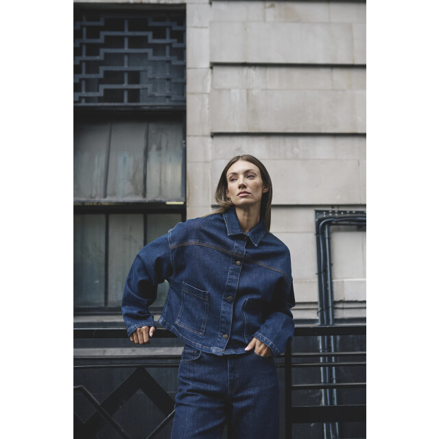 My Essential Wardrobe 10705268 malle deco denim jacket 10705268 Malle Deco Denim Jacket large
