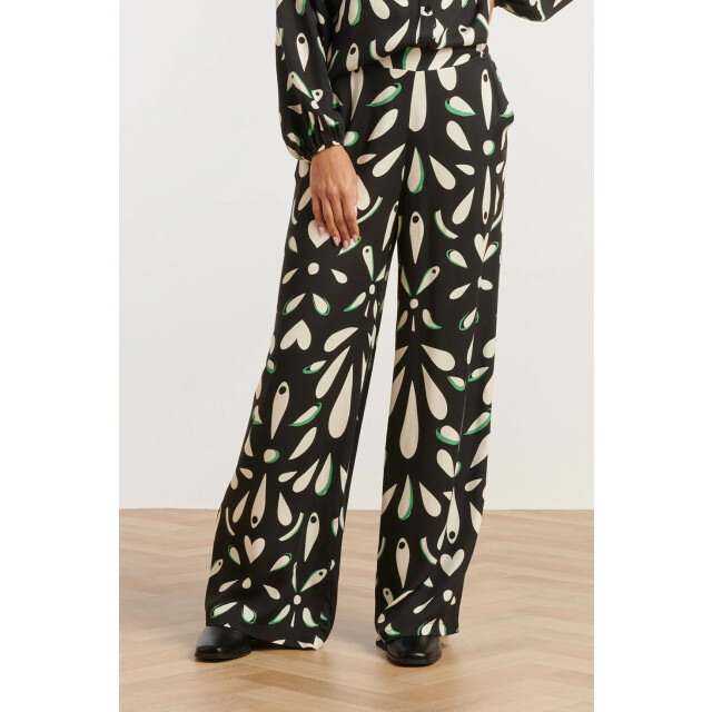 Smashed Lemon Ornament geprint broek in zwart off white en groen details | 25595-999-998 large Smashed Lemon Ornament geprint broek in zwart off white en groen details | 25595-999-998 large