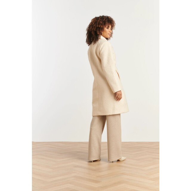 Smashed Lemon Bouclé jas met parelmoerknopen | 8720331374374 large