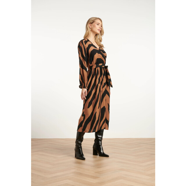 Smashed Lemon Midi dierenprint jurk met ceintuur in bruin en zwart | 25557-775-999 large Smashed Lemon Midi dierenprint jurk met ceintuur in bruin en zwart | 25557-775-999 large