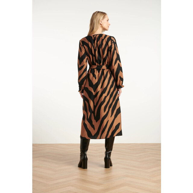 Smashed Lemon Midi dierenprint jurk met ceintuur in bruin en zwart | 25557-775-999 large Smashed Lemon Midi dierenprint jurk met ceintuur in bruin en zwart | 25557-775-999 large