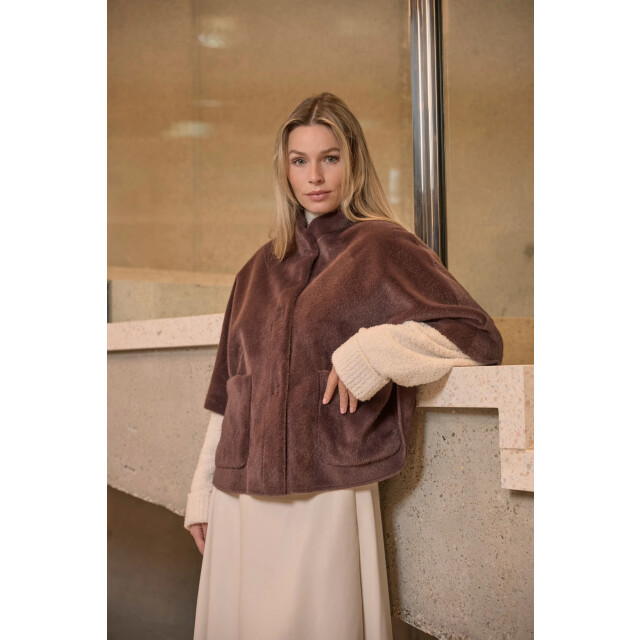 Rino & Pelle Dewi.7002511 rino en pelle faux fur cape chocolate bean Dewi.7002511 Chocolate bean large