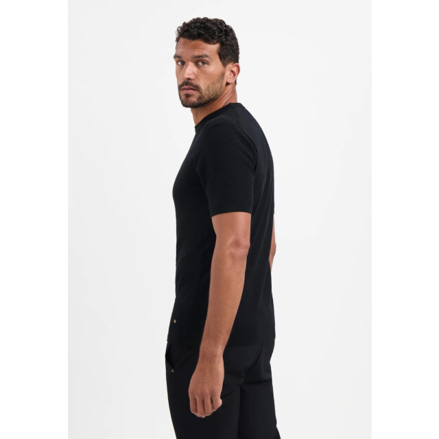 No Excess Pullover short sleeve crewneck soli black 29240816-020 large