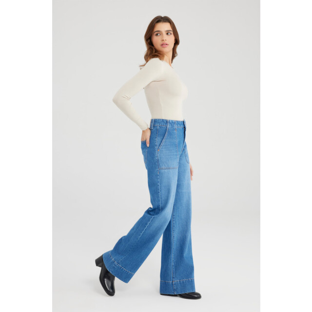 C.O.J. Denim High waist wide leg medium blue Lili-114 large