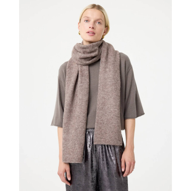 Knit-ted Shawl 252p040 evi Knit-ted Shawl 252P040 Evi large