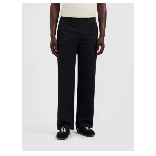 Olaf Hussein . chino m220402 M220402 large