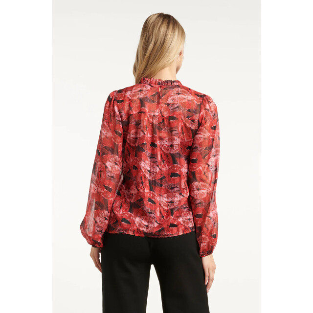 Smashed Lemon Lippenprint chiffon top in rood en zwart | 8720331377603 large