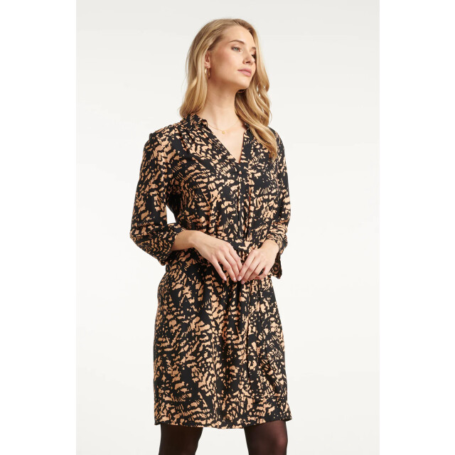 Smashed Lemon Korte jurk met abstract zwart en camel print | 25692-999-735 large Smashed Lemon Korte jurk met abstract zwart en camel print | 25692-999-735 large