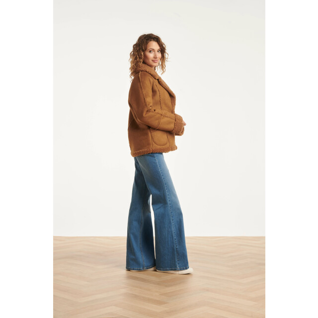 Smashed Lemon Korte lammy jas met reverskraag | 8720331374329 large