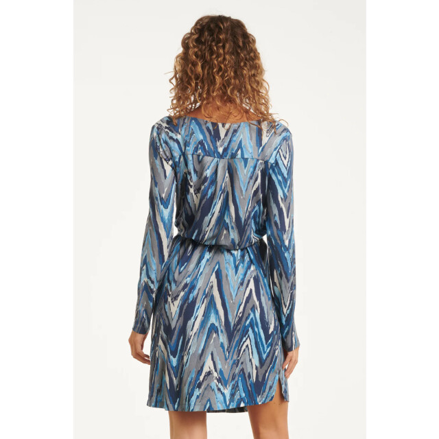 Smashed Lemon Damesgetailleerd zig zag geprint jurk | 25682-600-925 large Smashed Lemon Damesgetailleerd zig zag geprint jurk | 25682-600-925 large