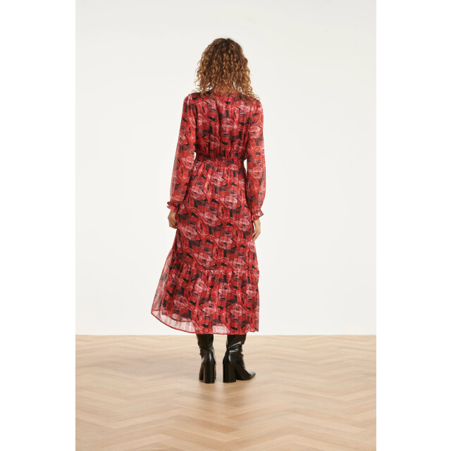 Smashed Lemon Lippenprint chiffon maxi jurk in rood en zwart | 25589-450-999 large Smashed Lemon Lippenprint chiffon maxi jurk in rood en zwart | 25589-450-999 large