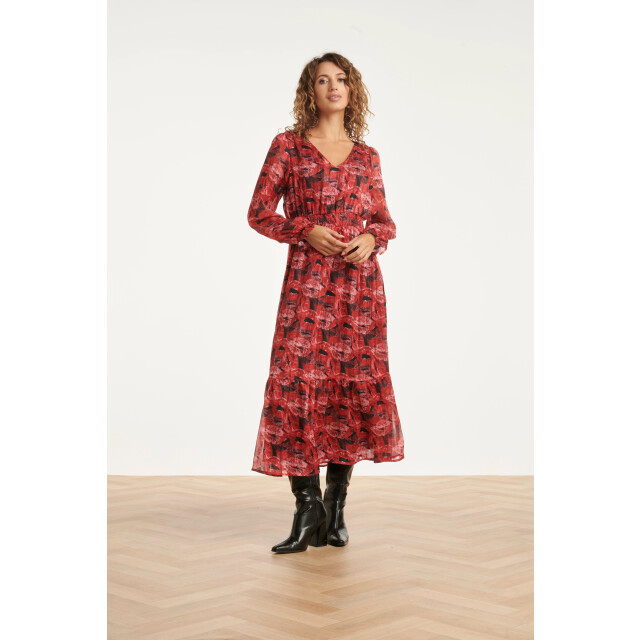 Smashed Lemon Lippenprint chiffon maxi jurk in rood en zwart | 25589-450-999 large Smashed Lemon Lippenprint chiffon maxi jurk in rood en zwart | 25589-450-999 large