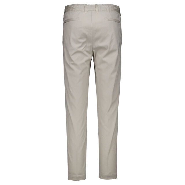 Valenza . chino 1100 1100 large