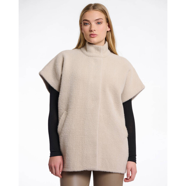 Rino & Pelle Cape helen.5002511 Rino & Pelle Cape Helen.5002511 large