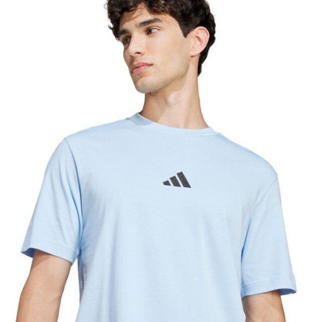 Adidas Heren essentials klein logo single jersey t-shirt UTPP5766_blueglowblack large