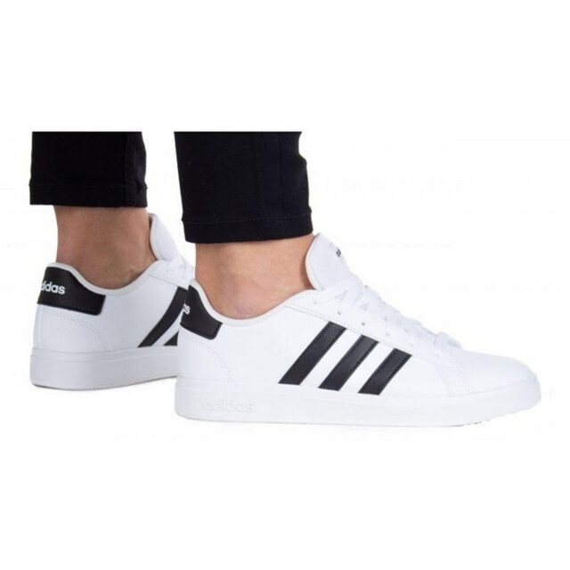 Adidas Dames grand court 2.0 trainers UTPP5463_whiteblack large