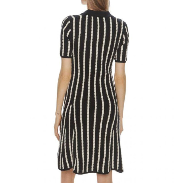 Tommy Hilfiger Dames kabelgebreide jurk met korte mouwen UTPP4728_whitenavyblue large